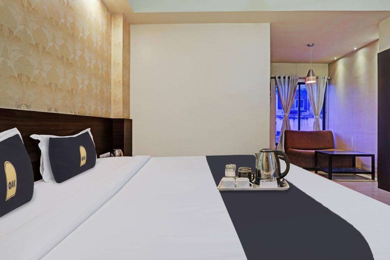 Townhouse Oak Hotel Shelter Лакхнау Екстер'єр фото