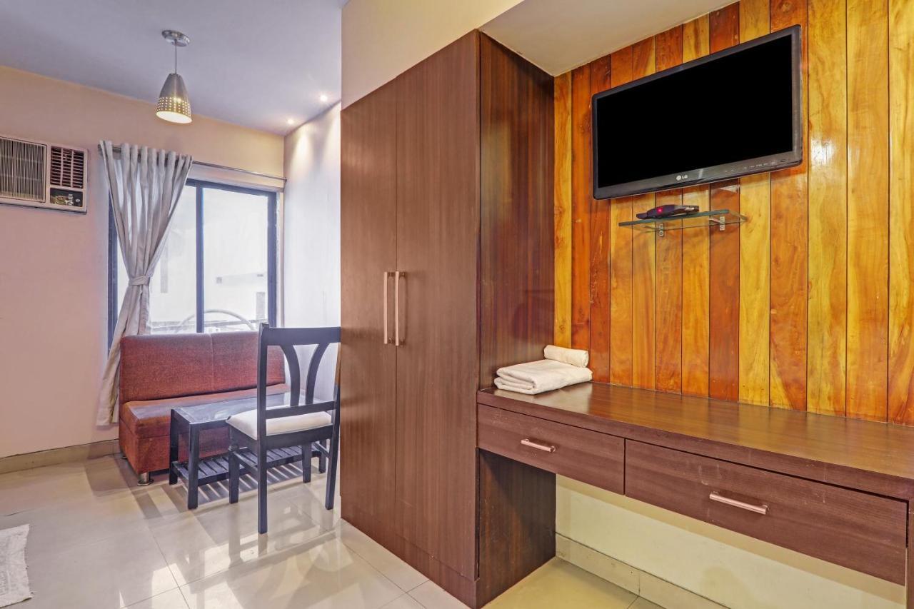 Townhouse Oak Hotel Shelter Лакхнау Екстер'єр фото