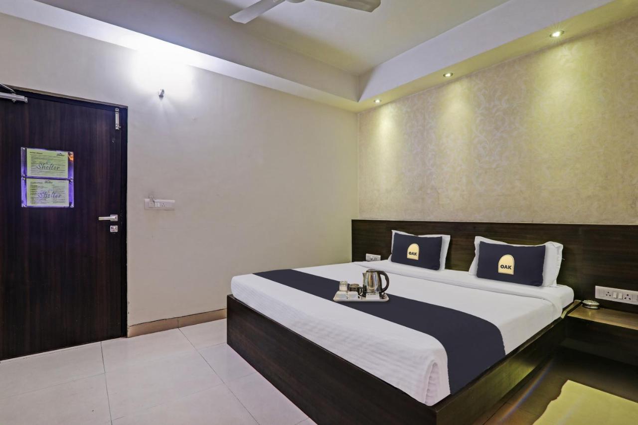 Townhouse Oak Hotel Shelter Лакхнау Екстер'єр фото